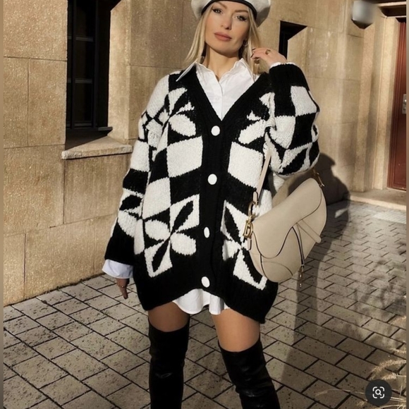 NWT* Zara Black White Checkered   Long Oversized Cardigan - Picture 15 of 16